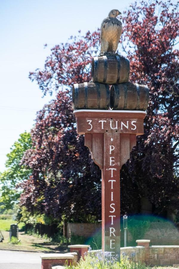 Weeping Willow - Three Tuns Apartments, Pettistree, Wickham Market - By Aldeburgh Coastal Cottages Bagian luar foto