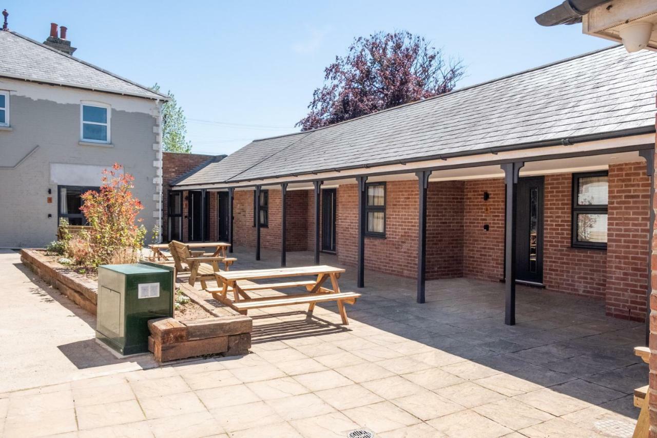 Weeping Willow - Three Tuns Apartments, Pettistree, Wickham Market - By Aldeburgh Coastal Cottages Bagian luar foto